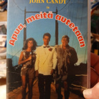 Apua meitä autetaan vhs - pikkukuva 1