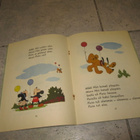 TÄSSÄ SITÄ OLLAAN  TAAS - WALT DISNEY 1953 - pikkukuva 3