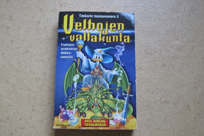 Aku Ankan paksu teemanumero 5