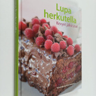 Päivi (toim.) Heininen : Lupa herkutella : kevyet jälkiruoat - pikkukuva 1