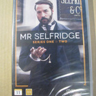 MR SELFRIDGE - 1. & 2. Tuotantokausi - pikkukuva 1