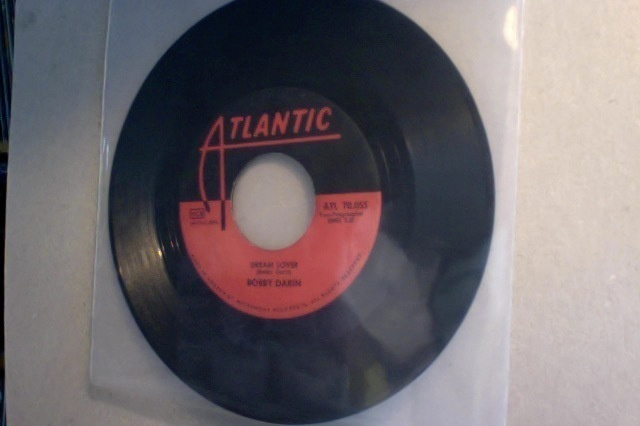 BOBBY DARIN :: DREAM LOVER / SPLISH SPLASH : VINYYLI 7" 1960