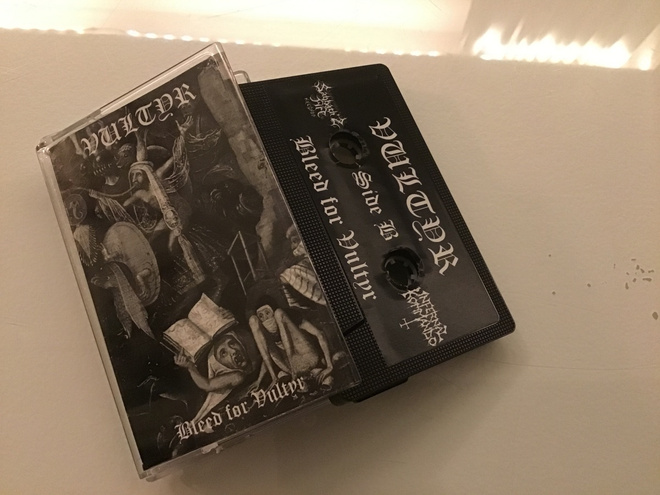 Vultyr . Bleed for vultyr casette kasetti reissue