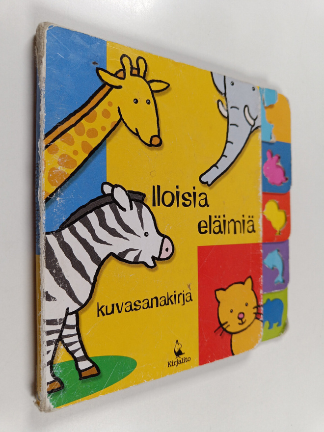 Iloisia eläimiä : kuvasanakirja