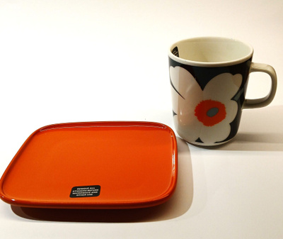 Marimekko 60v unikko muki musta + oranssi lautanen 12x15cm