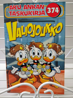 Aku Ankan taskukirja 374 Valiojoukko 1.p
