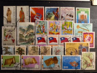 TAIWAN R.OC. suuri levyllinen merkkejä - 28 eril. o