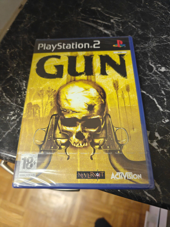 Gun PS2 nib sealed