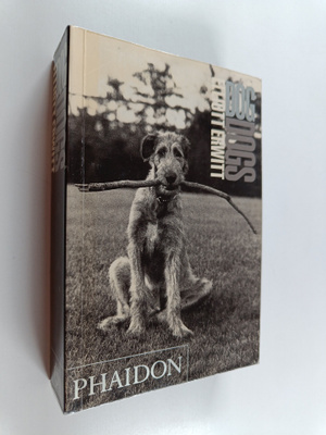 Elliott Erwitt : Dog Dogs