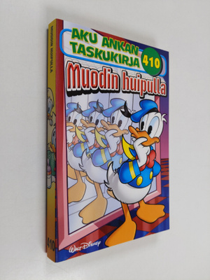 Walt Disney : Muodin huipulla