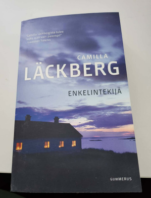 3 kpl Camilla Läckbergin kirjoja