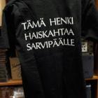 TIMO RAUTIAINEN - TÄMÄ HENKI HAISKAHTAA SARVIPÄÄLLE T-PAITA - pikkukuva 2