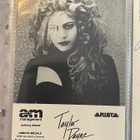 Taylor Dayne nimikirjoitus kortissa - pikkukuva 1