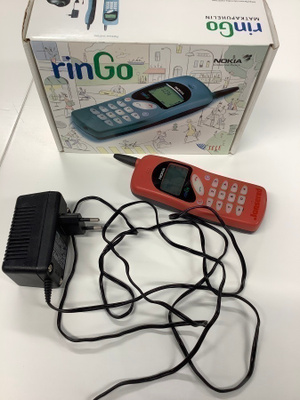 RINGO (NOKIA) LAATIKKO JA LATURI