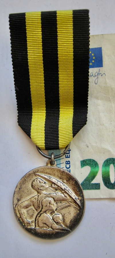 VANHA Mitali Väestönsuojelu 1 lk