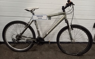 [T2021] Trek 3900 alpha aluminium polkupyörä