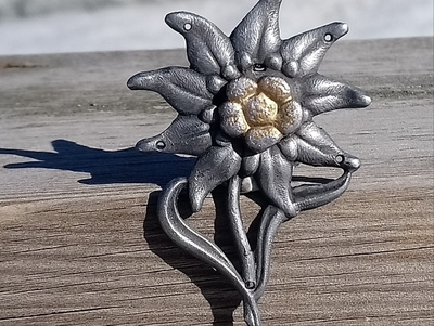 Edelweiss merkki. Halkaisija - 64 mm