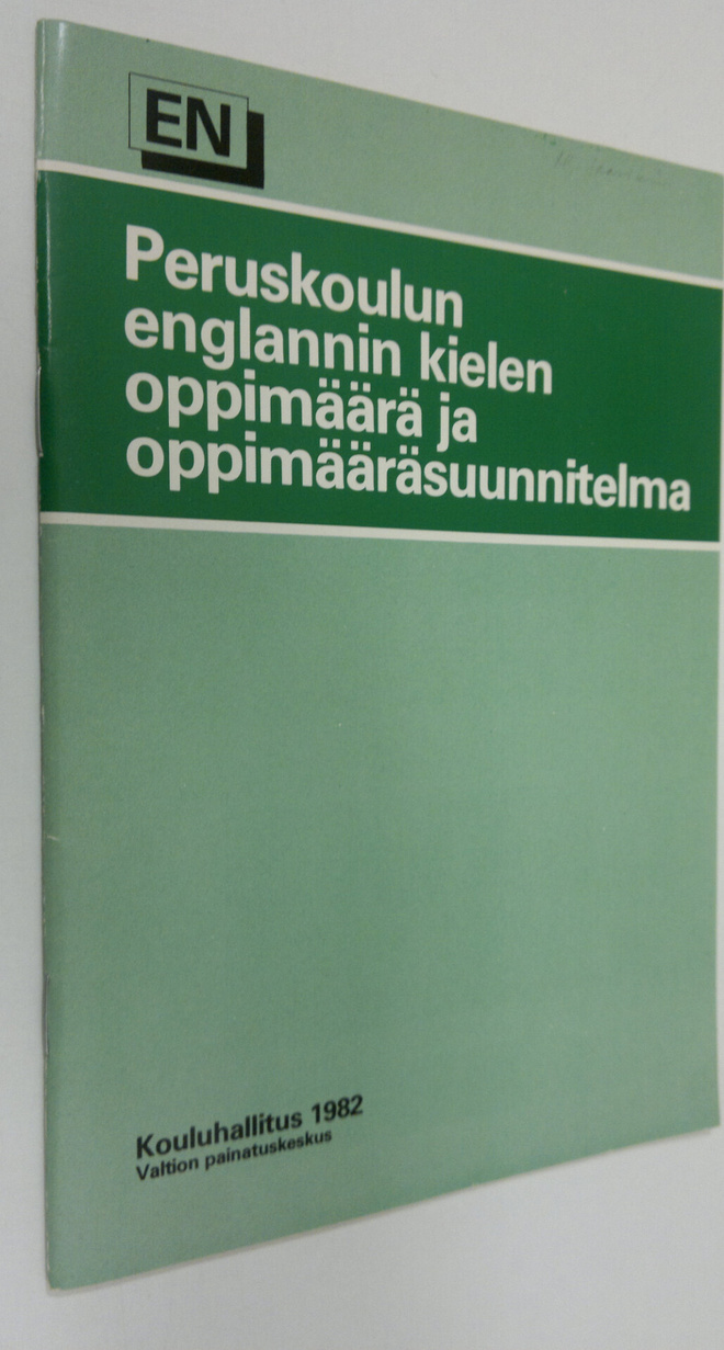 Peruskoulun englannin kielen oppimäärä ja oppimääräsuunni...
