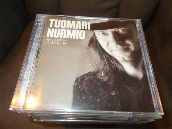 2-CD TUOMARI NURMIO ** 30 LAULUA **