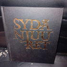 CD + BOOK MOKOMA : SYDÄNJUURET ( SIS POSTIKULU ) - pikkukuva 1