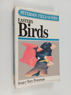 Roger Tory Peterson : A field guide to the birds : a comp...