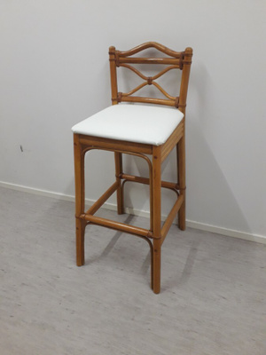 Rottinkituoli 96cm, valkoinen nahkaistuin