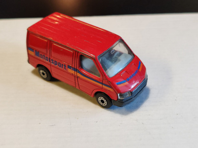 24 Matchbox Ford Transit