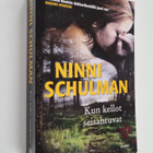 Ninni Schulman : Kun kellot seisahtuvat - pikkukuva 1