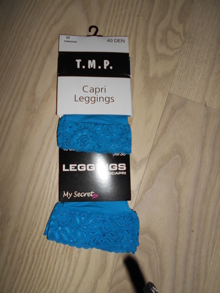 Turkoosit pitsilahje legginsit 36/38