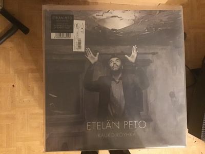 Kauko Röyhkä Etelän peto LP Muoveissa