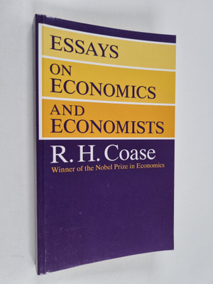 R.H. Coase : Essays on economics and economists