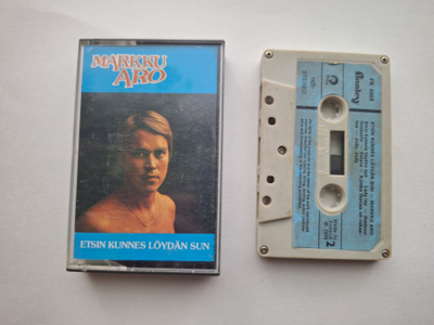 MARKKU ARO - ETSIN KUNNES LÖYDÄN SUN c-kasetti