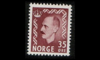 Norja 362 ** Haakon VII 35 öre karm.ruskea (1950)