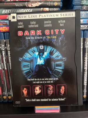 Dark city (1998)