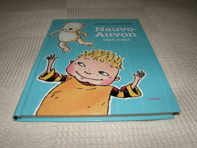 Henrika Andersson Nauvo-Auvon oma kirja