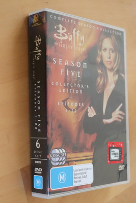 6DVD Buffy Vampyyrintappaja 5 kausi ( 2000-2001 )