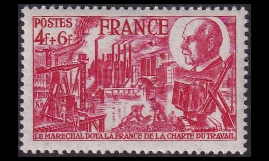 Ranska 621 ** Marsalkka Pétain 4 + 6 Fr (1944)
