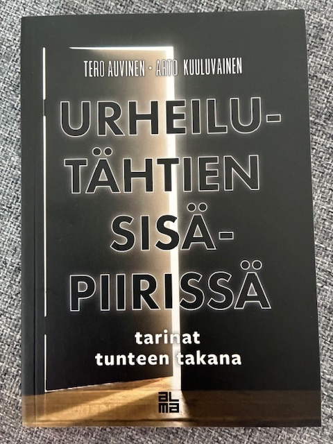 Urheilutähtien sisäpiirissä - tarinat tunteen takana