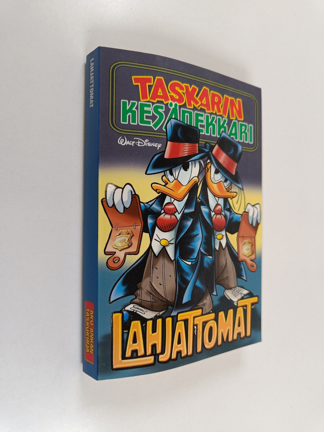 Walt Disney : Lahjattomat - Taskarin kesädekkari