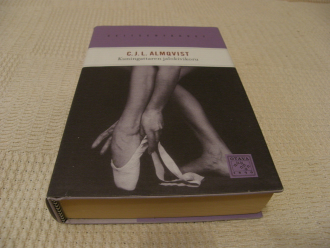 C. J. L. Almqvist Kuningattaren jalokivikoru