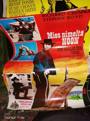 Elokuvajuliste Mies nimeltä noon