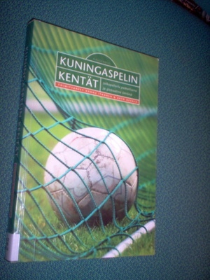 Itkonen ym: KUNINGASPELIN KENTÄT (jalkapallo) Sis.postikulut