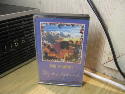 Paul McCartney Off the ground