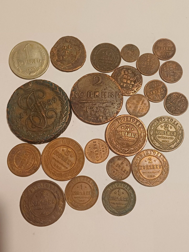 Erä vanhoja Venäläisiä kolikoita alkaen 1750