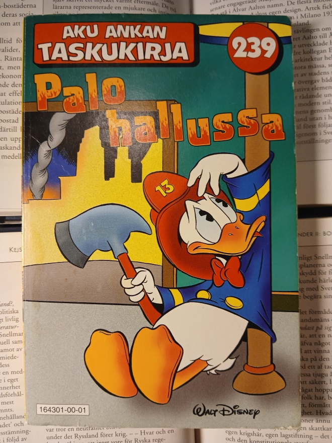 Aku Ankan taskukirja 239: Palo hallussa