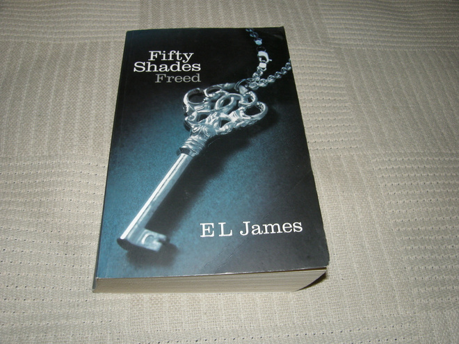 James Fifty Shades Freed  -nid