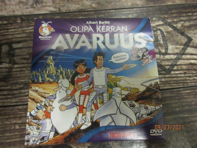 Olipa kerran avaruus dvd pokkari