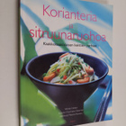 Wendy Hutton : Korianteria ja sitruunaruohoa : kaakkoisaa... - pikkukuva 1