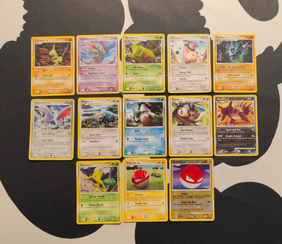 Pokemon kortteja