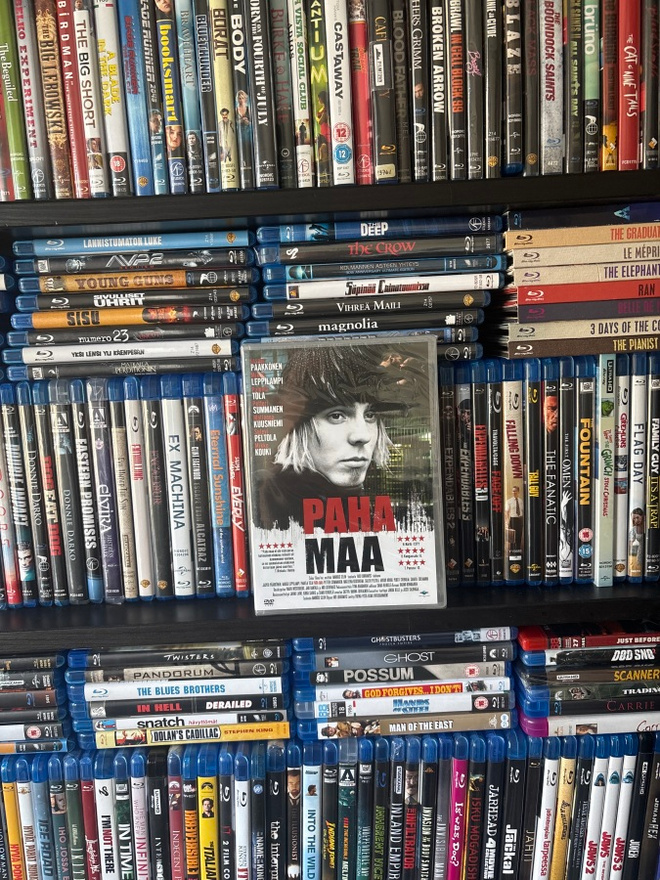 Paha maa *uusi* Aku Louhimies